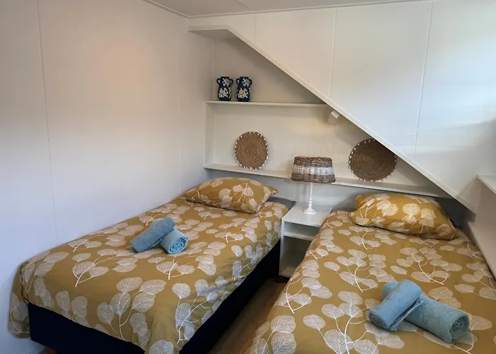 Appartement Aan Zee Met Dakterras Rust En 250 M *