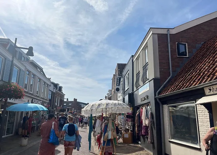 Appartement Aan Zee Met Dakterras Rust En 250 M